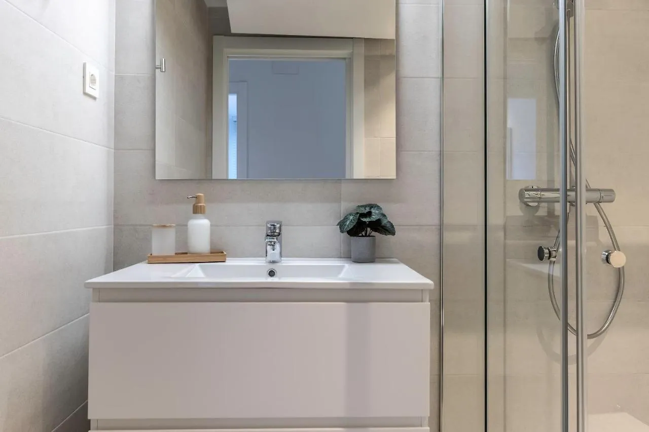 Akomodat En Precioso Y Moderno Con Jardin Y Parking Guecho Apartamento
