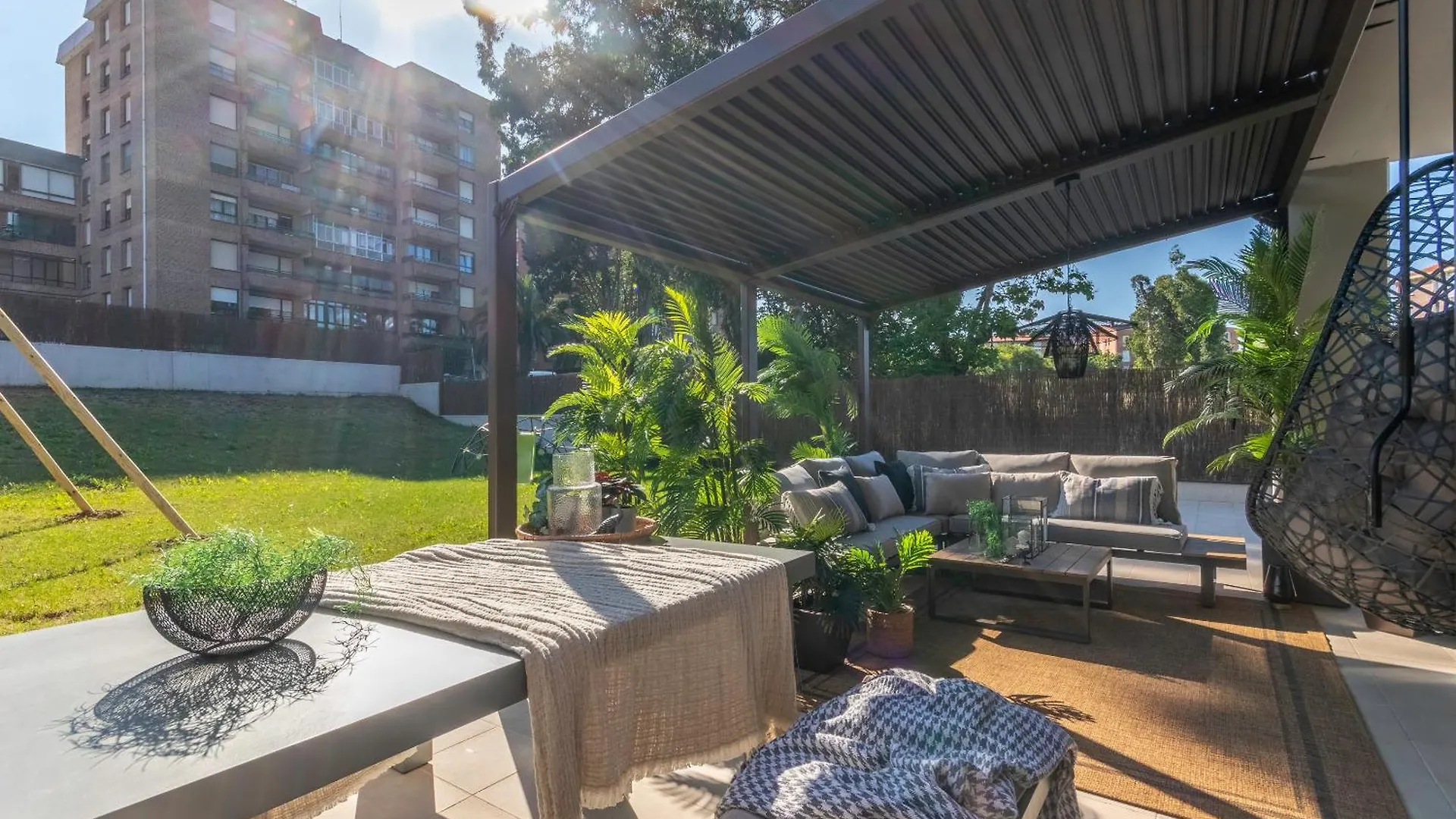 Akomodat En Precioso Y Moderno Con Jardin Y Parking Guecho Espanha